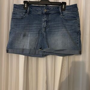 Women’s Apt 9 Jean shorts